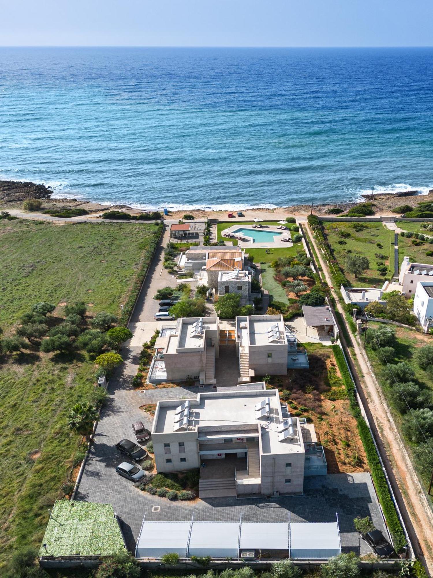 Callisto Seaside Homes&Suites Marathópolis Exterior foto