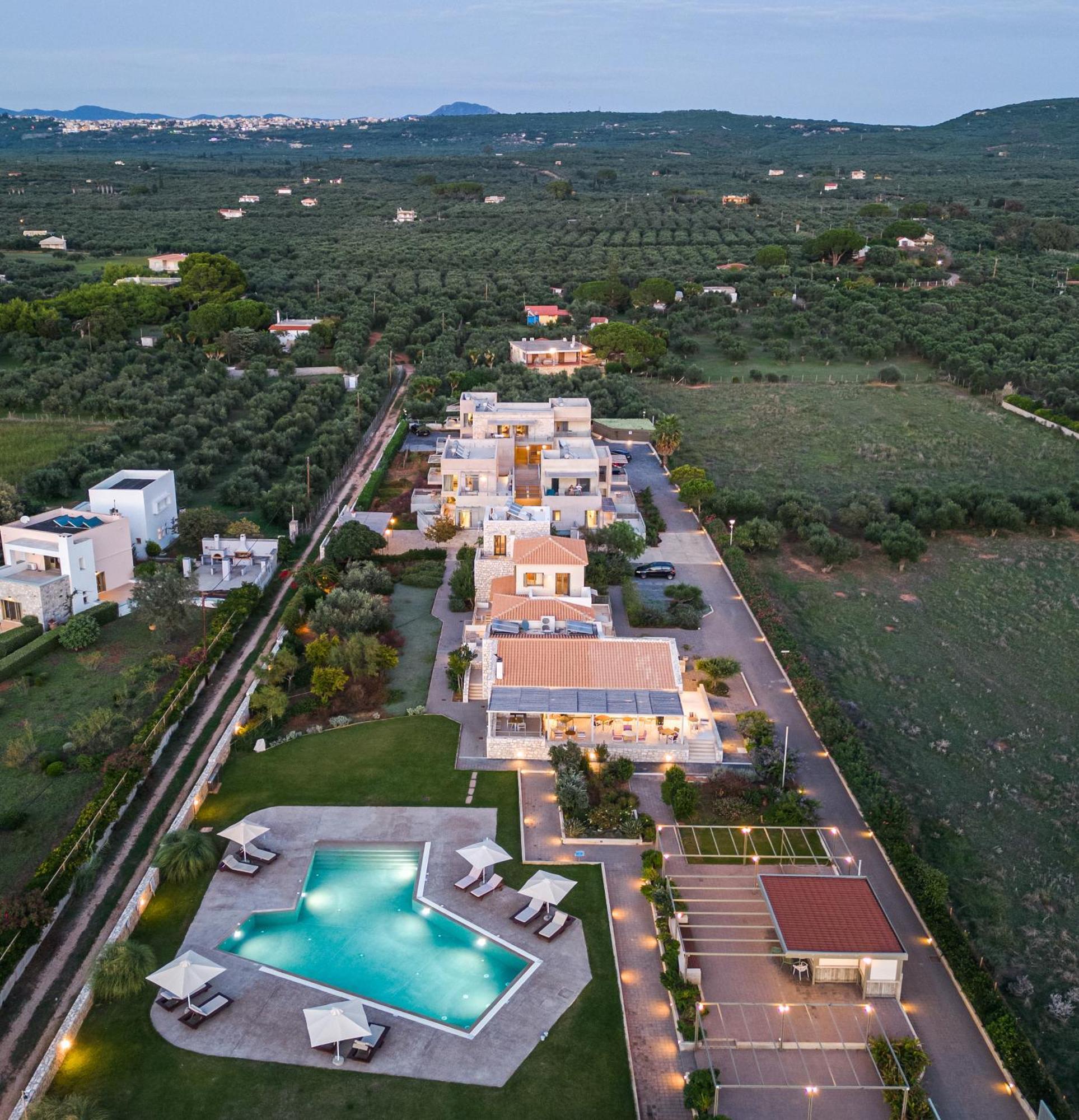 Callisto Seaside Homes&Suites Marathópolis Exterior foto