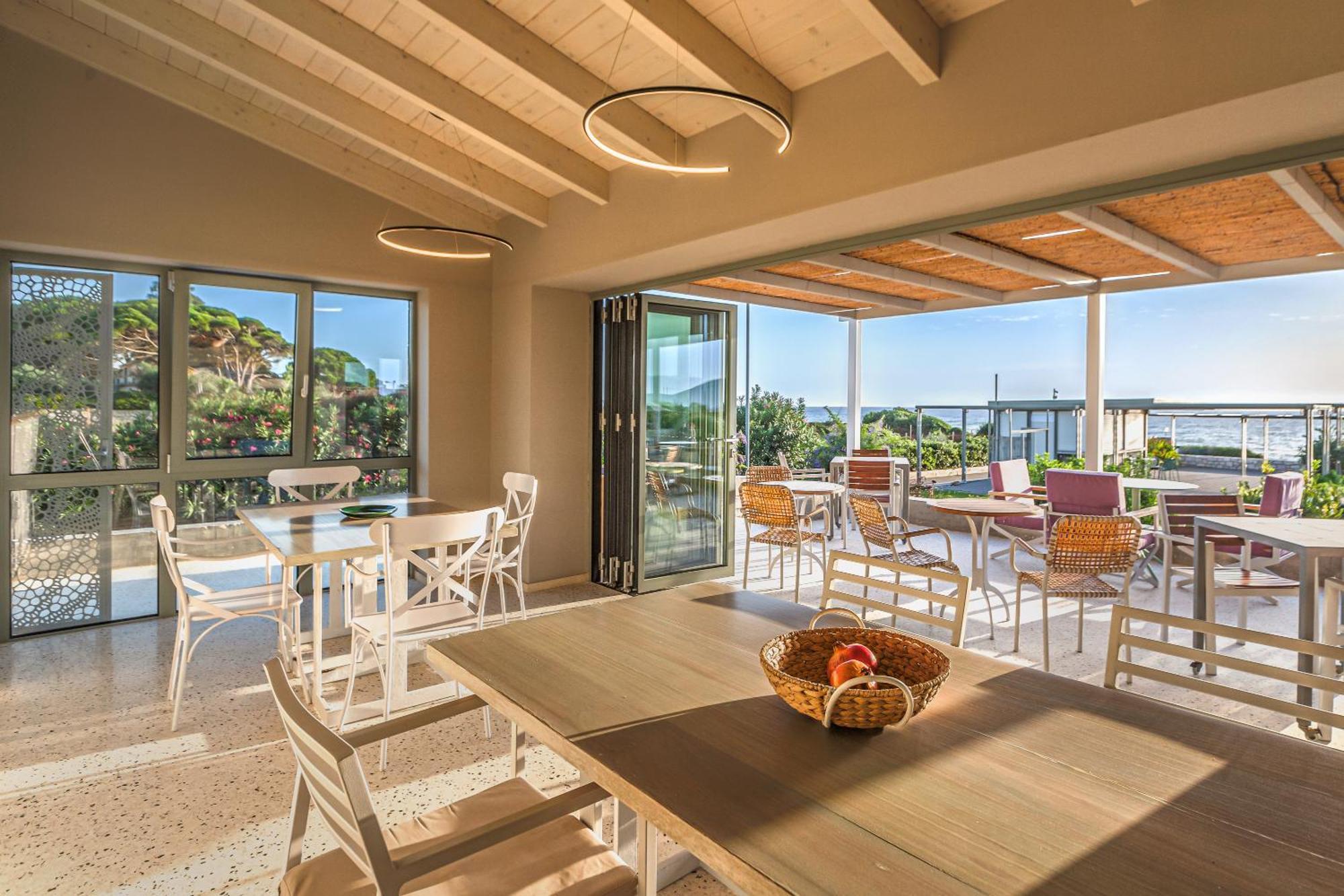 Callisto Seaside Homes&Suites Marathópolis Exterior foto