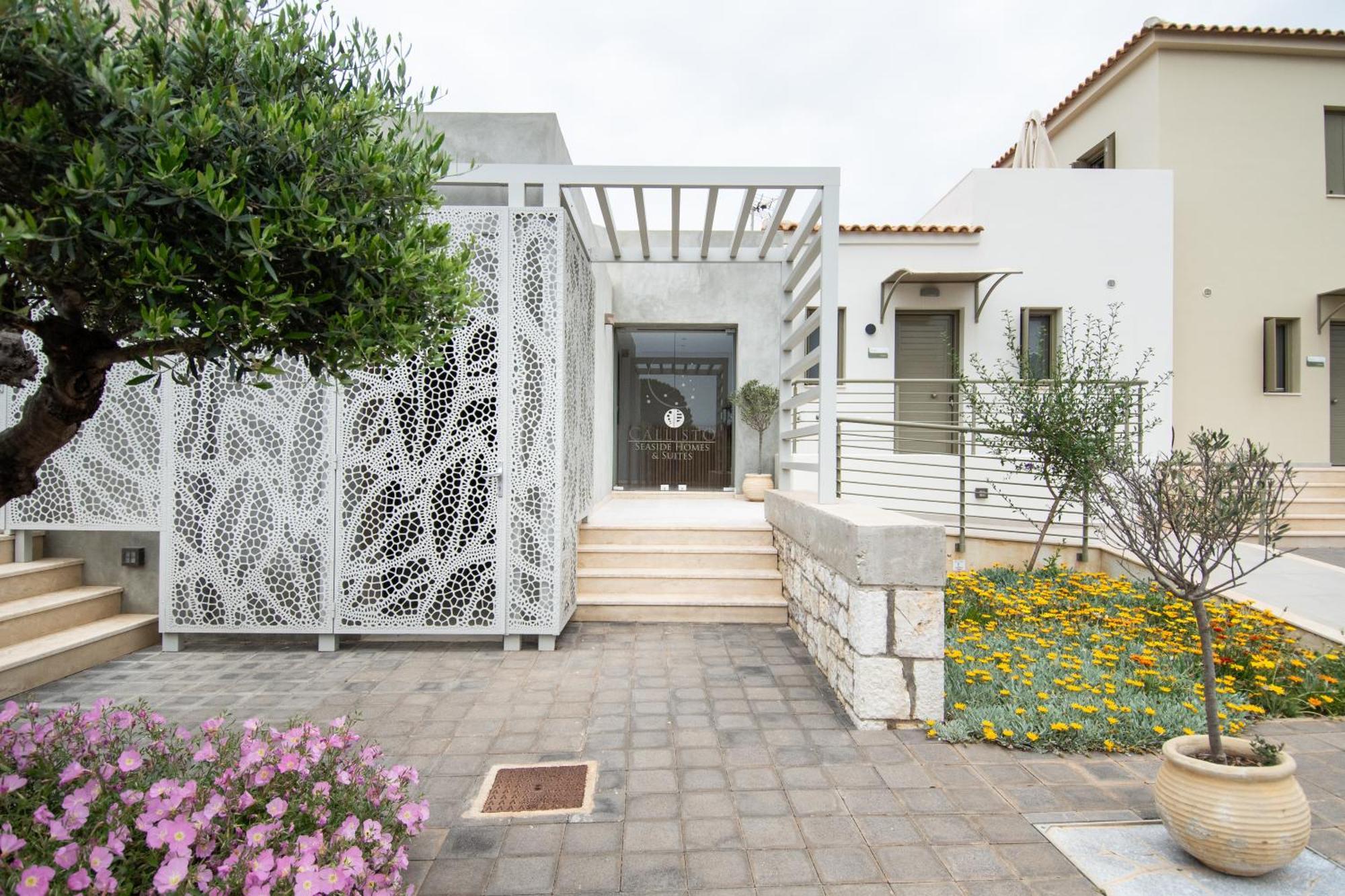 Callisto Seaside Homes&Suites Marathópolis Exterior foto